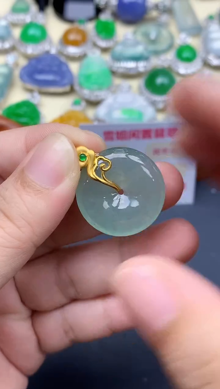 颈饰18K金镶嵌翡翠227-中国好珍宝