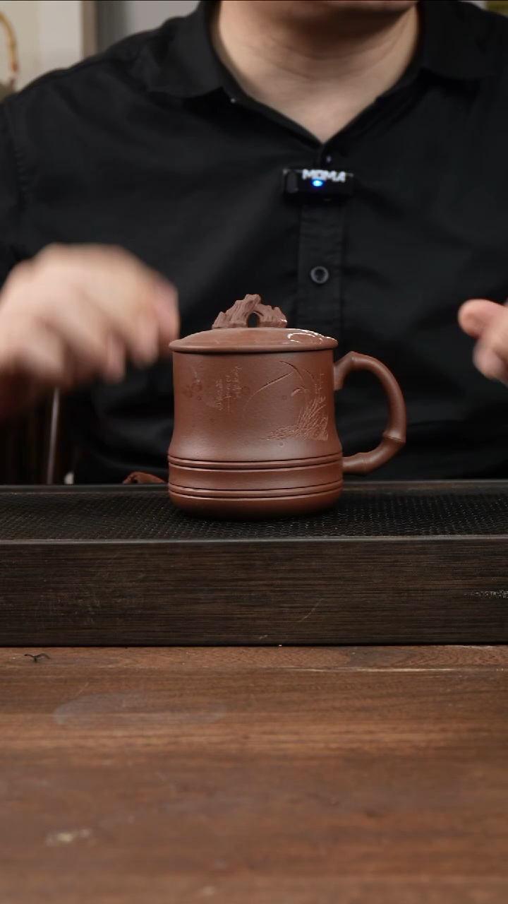 茶杯紫砂紫泥兰花 刻绘  竹节盖杯 ！  微瑕  