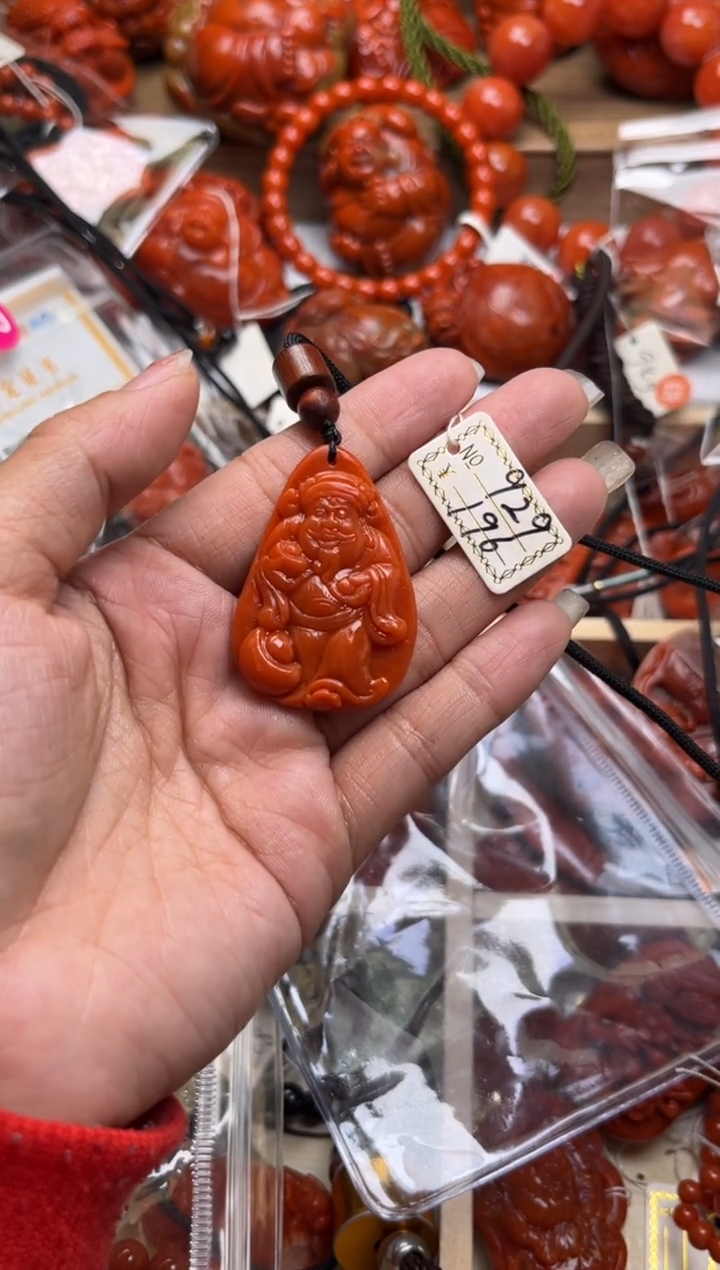 【闪购商品】南红玛瑙珠宝奇石未镶嵌929