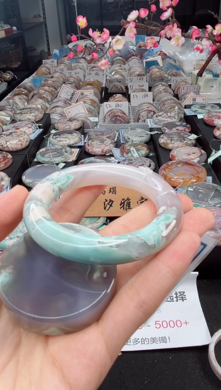 石英质玉未镶嵌手镯55圈口（赠送镯心）S9785