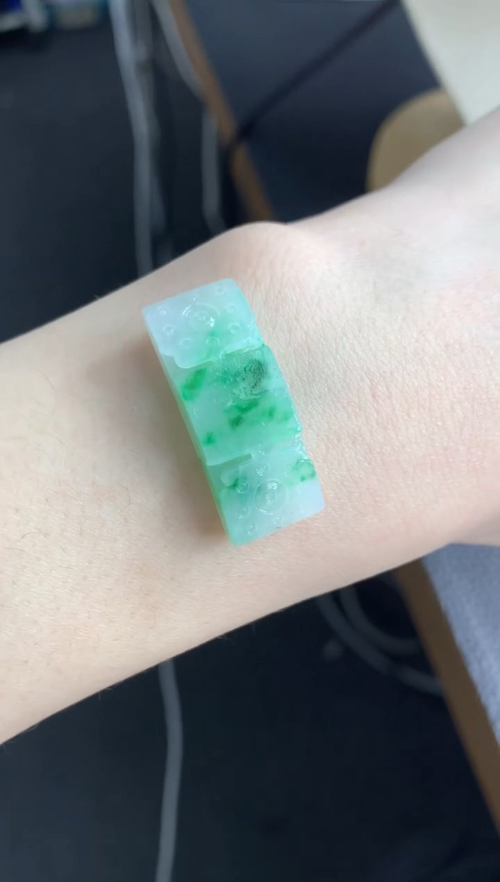 【闪购商品】定制翡翠未镶嵌手牌