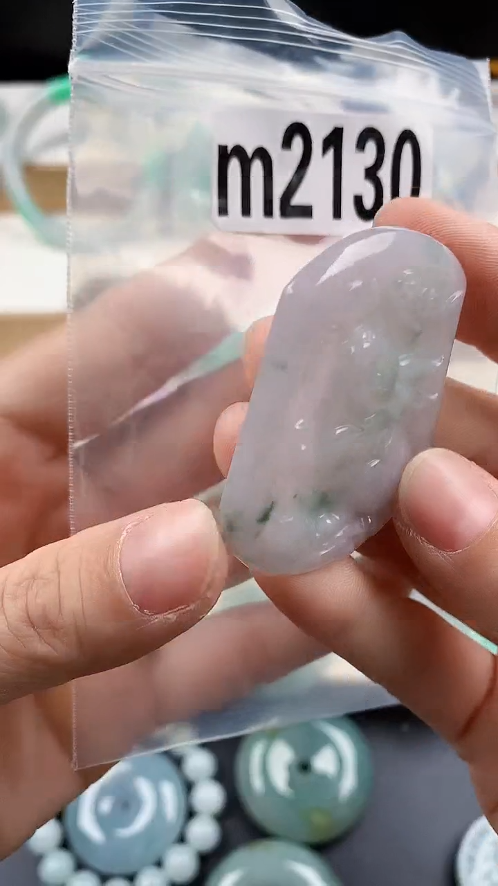 颈饰未镶嵌翡翠天然翡翠吊坠挂件