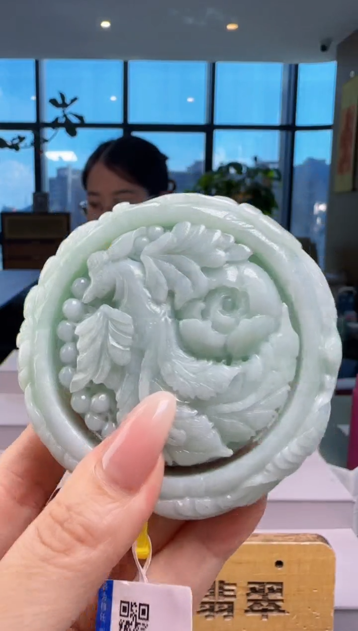 颈饰未镶嵌翡翠 配底座YJ@@960Q3J21022