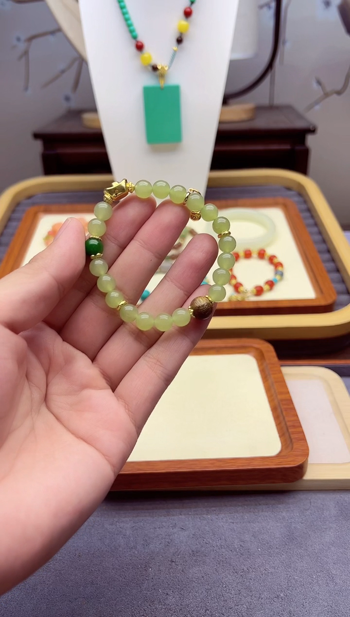 和田玉14K金镶嵌颈饰S21             