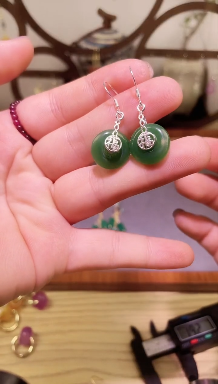 银S925镶嵌和田玉耳饰121000