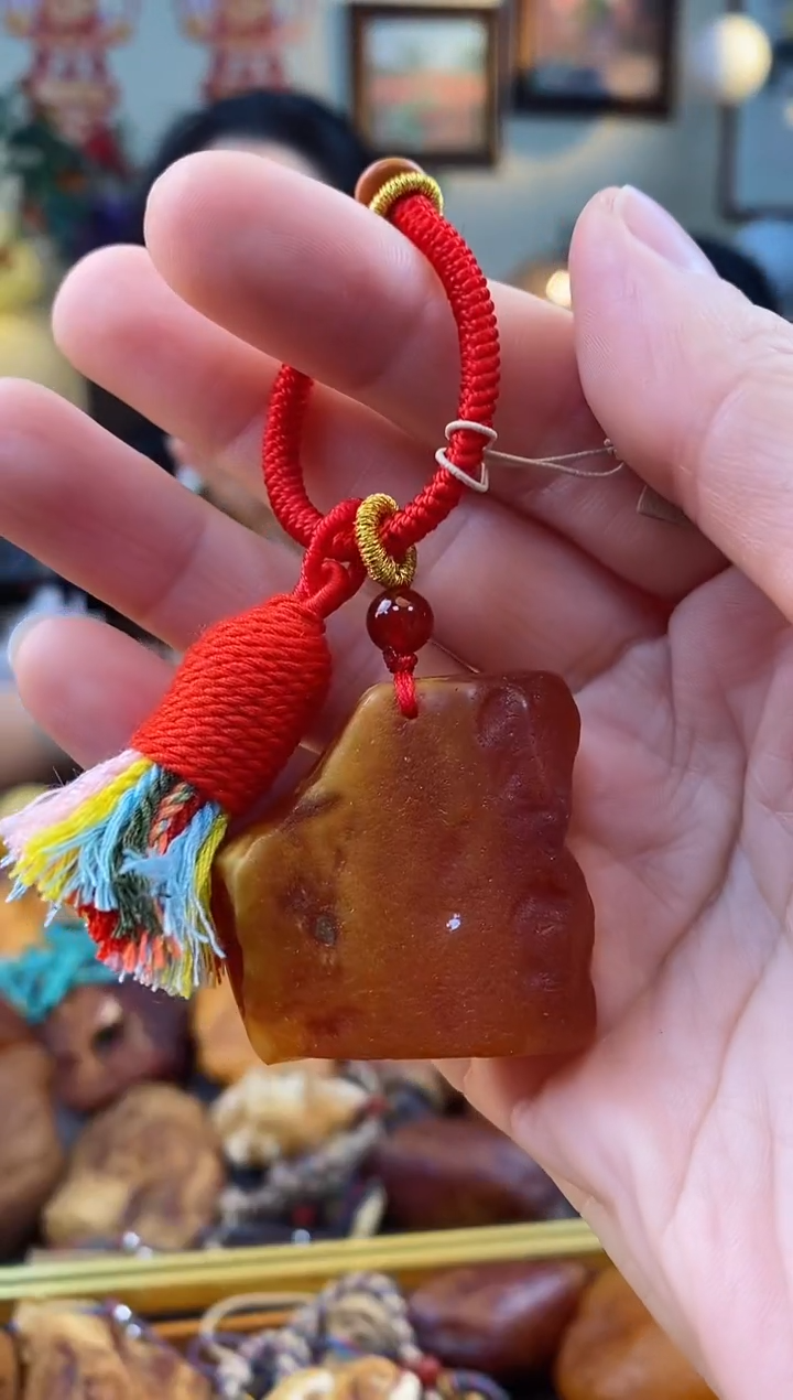 【闪购商品】琥珀颈饰未镶嵌吊坠