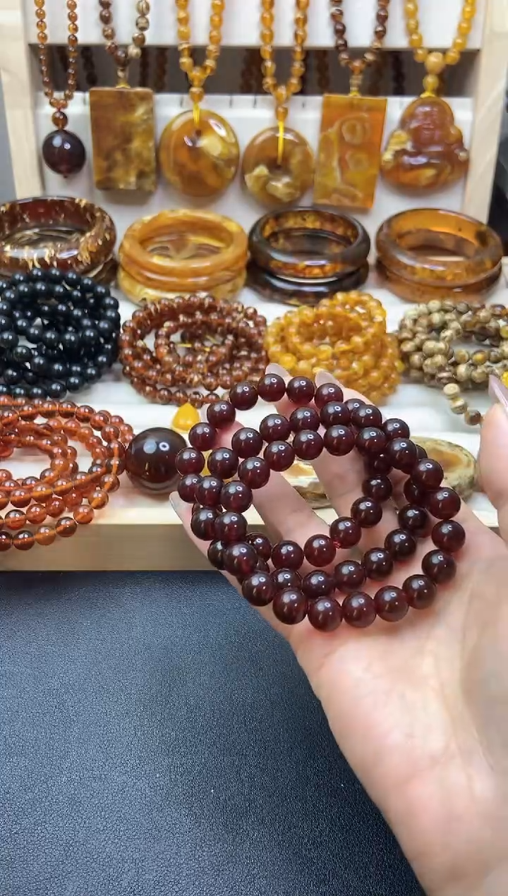 无非金属缅血卡10的单圈微瑕多样性发