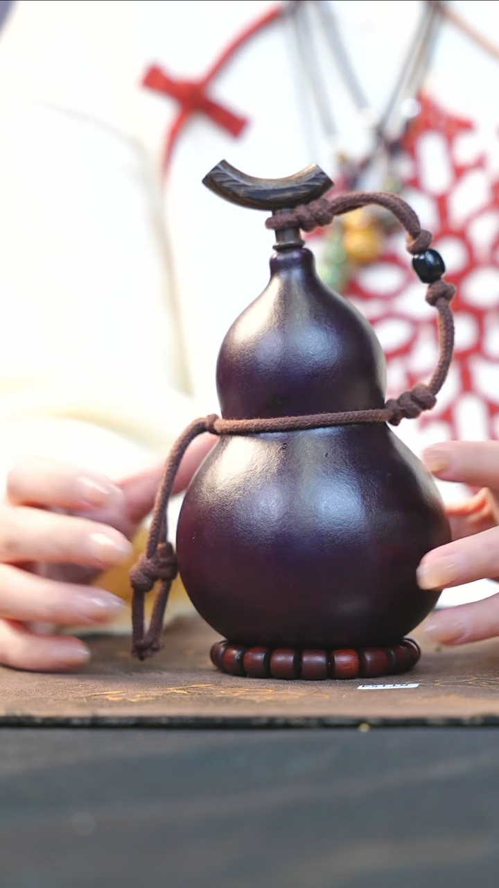 【闪购商品】RT229大漆酒葫芦不包手串及旋转底座