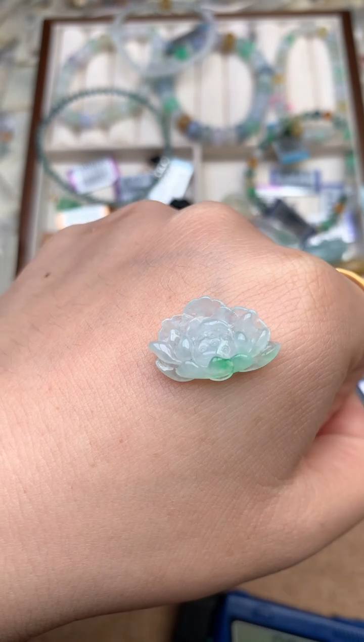 未镶嵌挂件翡翠一