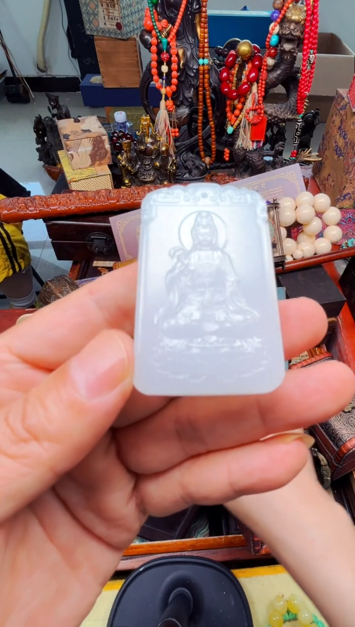 和田玉未镶嵌颈饰安哥精品优选链接b21