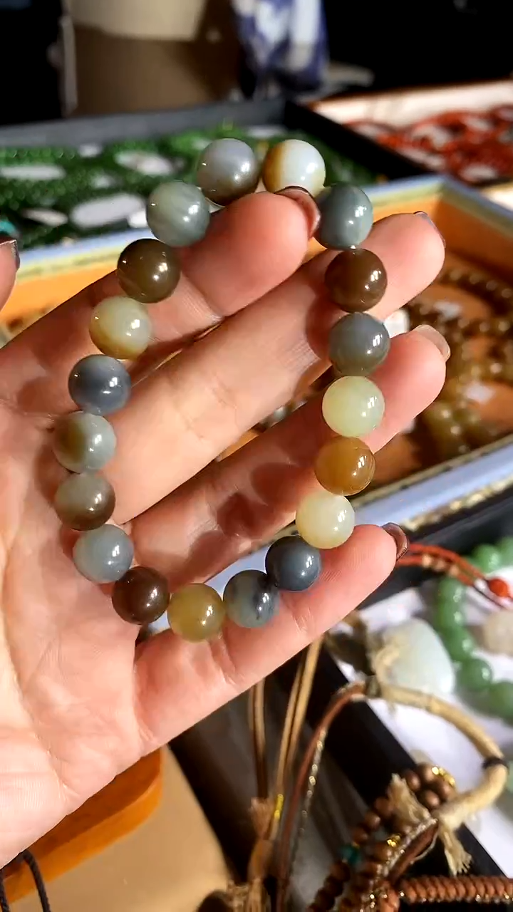 【闪购商品】和田玉手链未镶嵌。