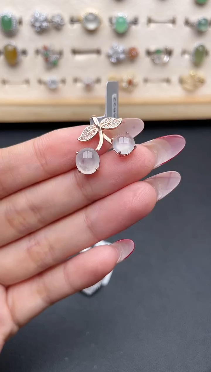 【闪购商品】翡翠吊坠(赠链)银S925镶嵌一物一证一礼盒