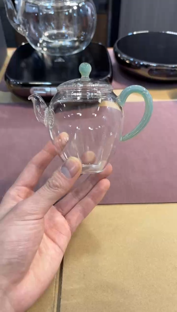 【闪购商品】匠之技-美人肩-透明-青玉硬盒