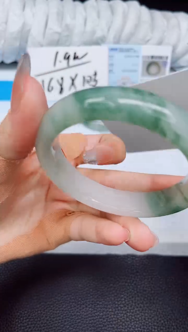 石英质玉手镯未镶嵌A234-56.2