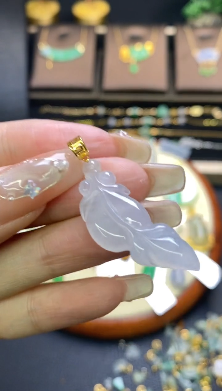 翡翠18K金镶嵌颈饰净货35718
