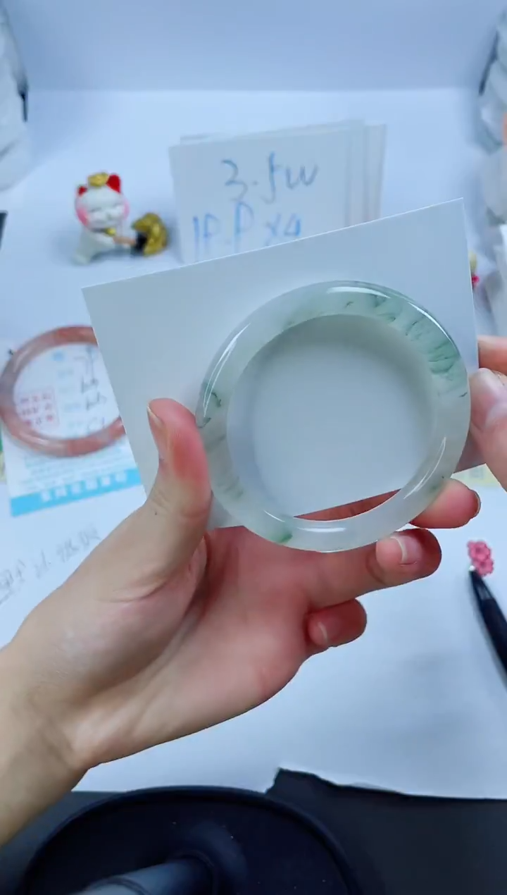 【闪购商品】石英质玉手镯未镶嵌80-55.8