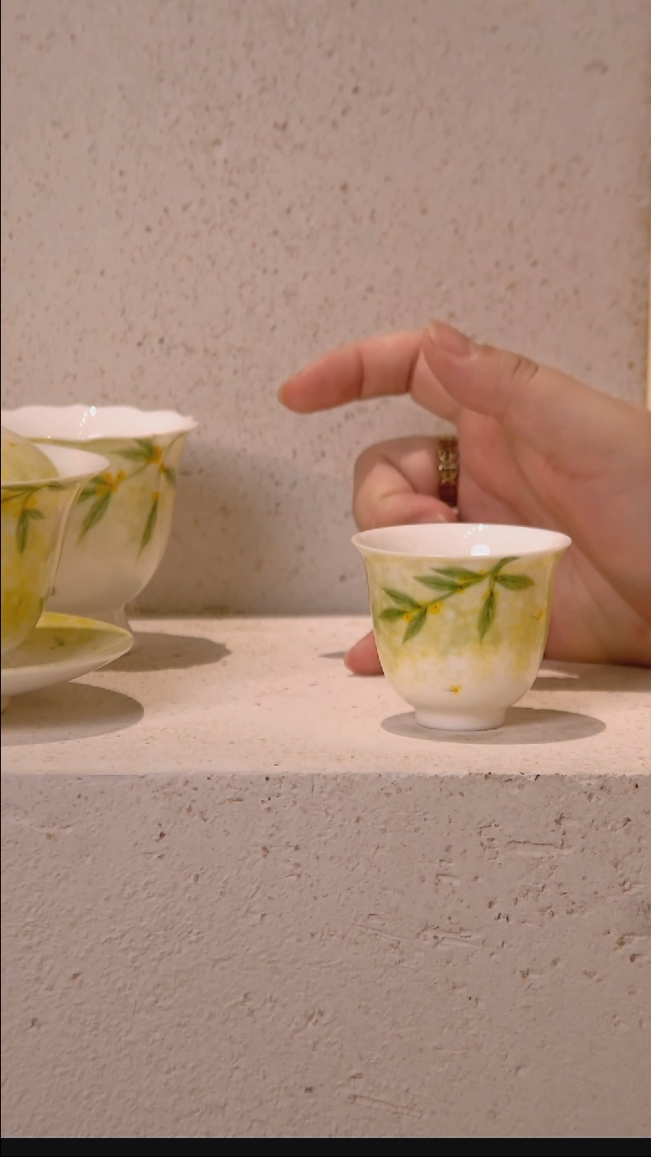 玉泥-桂猫戏蝶-舍予茶杯