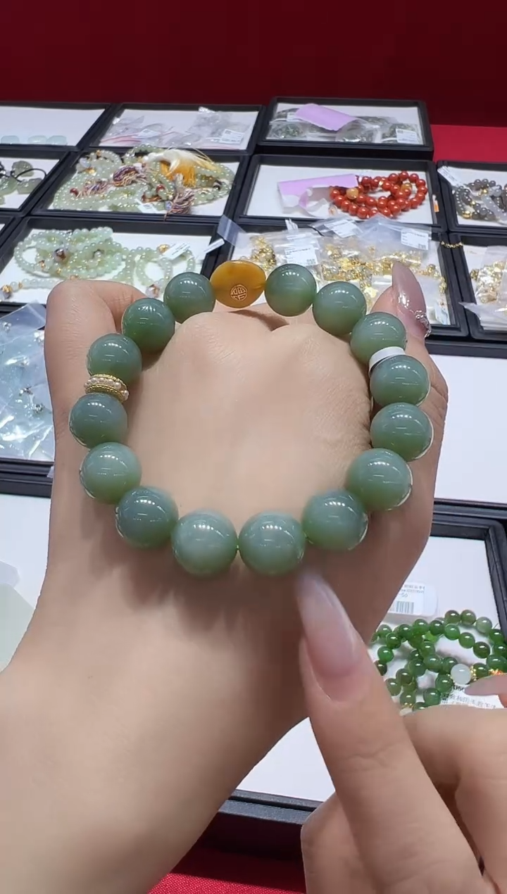 【闪购商品】和田玉手链银S925镶嵌v0182手串