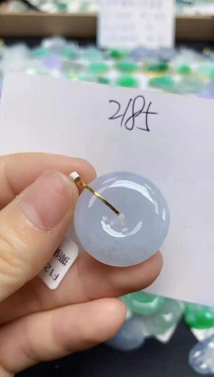翡翠18K金镶嵌颈饰天然缅甸翡翠A货