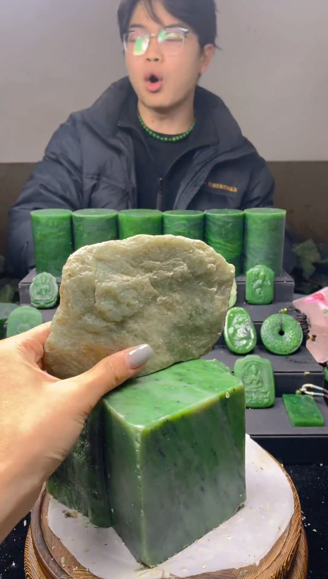 未镶嵌和田玉（碧玉）珠宝半成品1