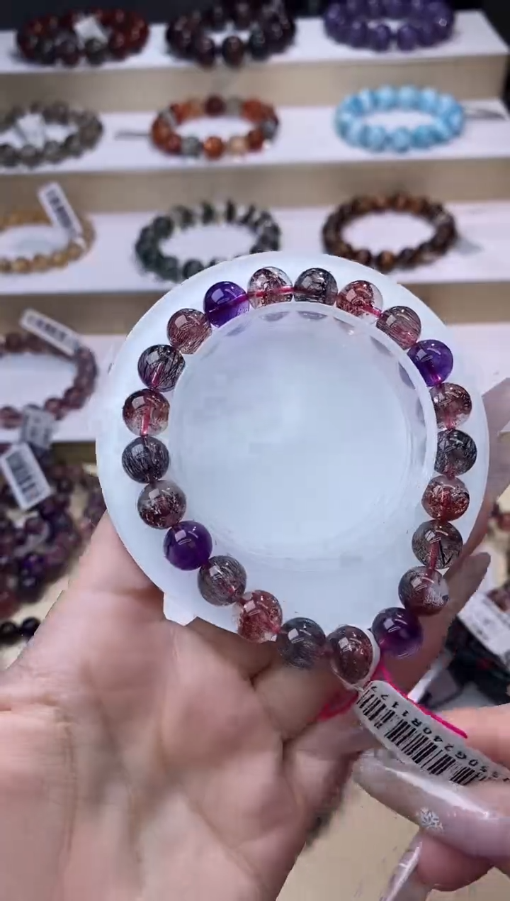 【闪购商品】水晶手链未镶嵌黑加仑超七9m+