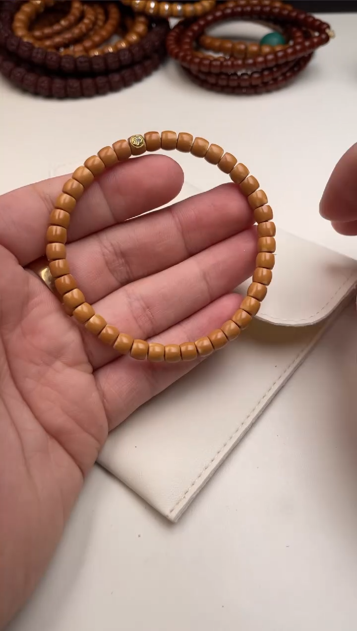 【闪购商品】桃核手串桃核手串