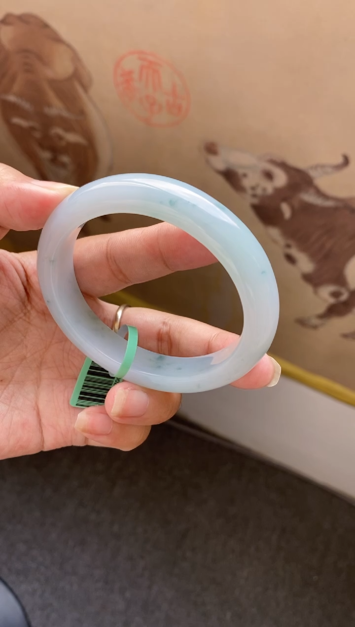 翡翠手镯未镶嵌（必买）冰化胶无棉天空蓝贵妃20号