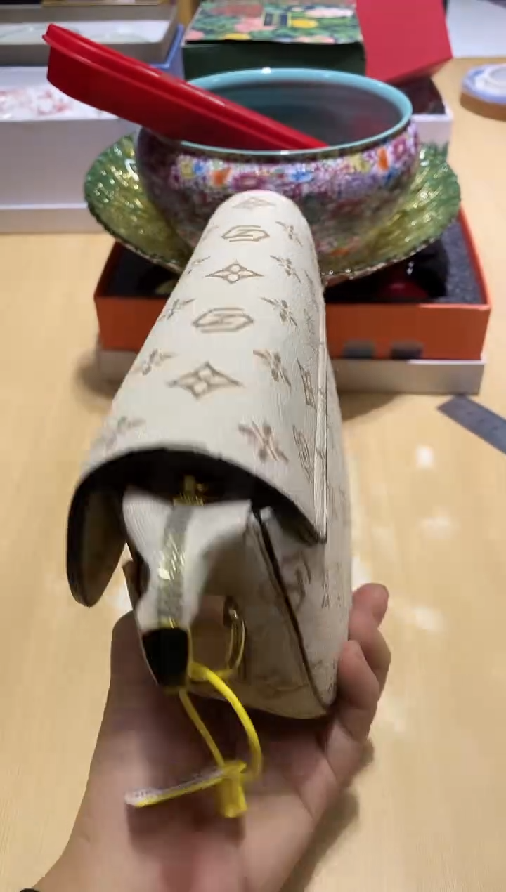 瓷片全场正品,一件不留@@1