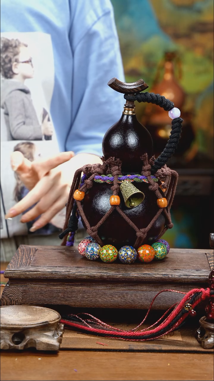 XE076网兜款葫芦不包手串+贡木手串