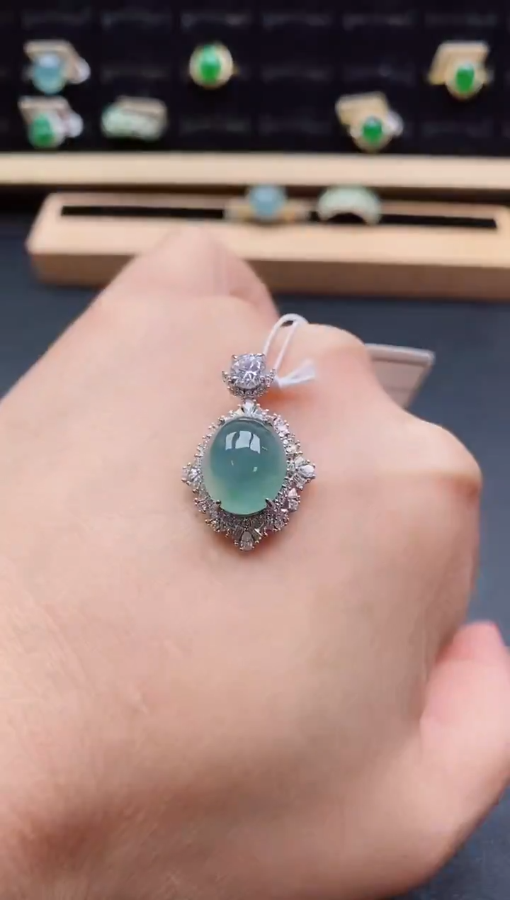 吊坠(赠链)银S925镶嵌翡翠1