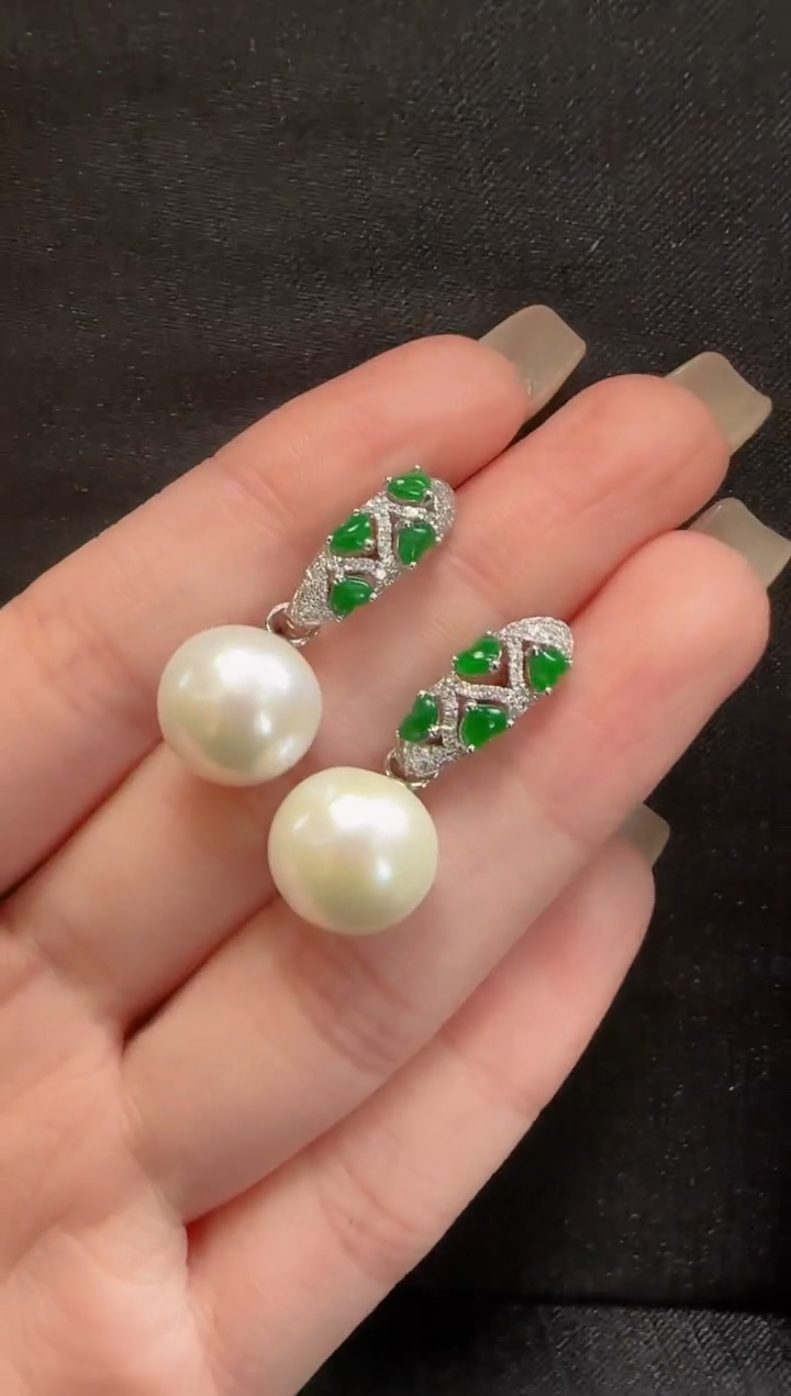 【闪购商品】翡翠耳环18K金镶嵌036心形一对