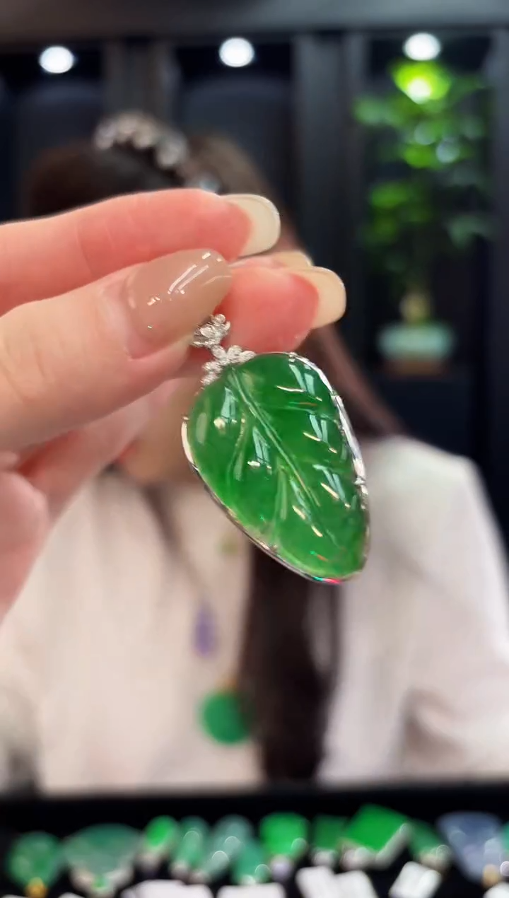 吊坠(不含链)18K金镶嵌翡翠 缅料A货/支持复检/一件