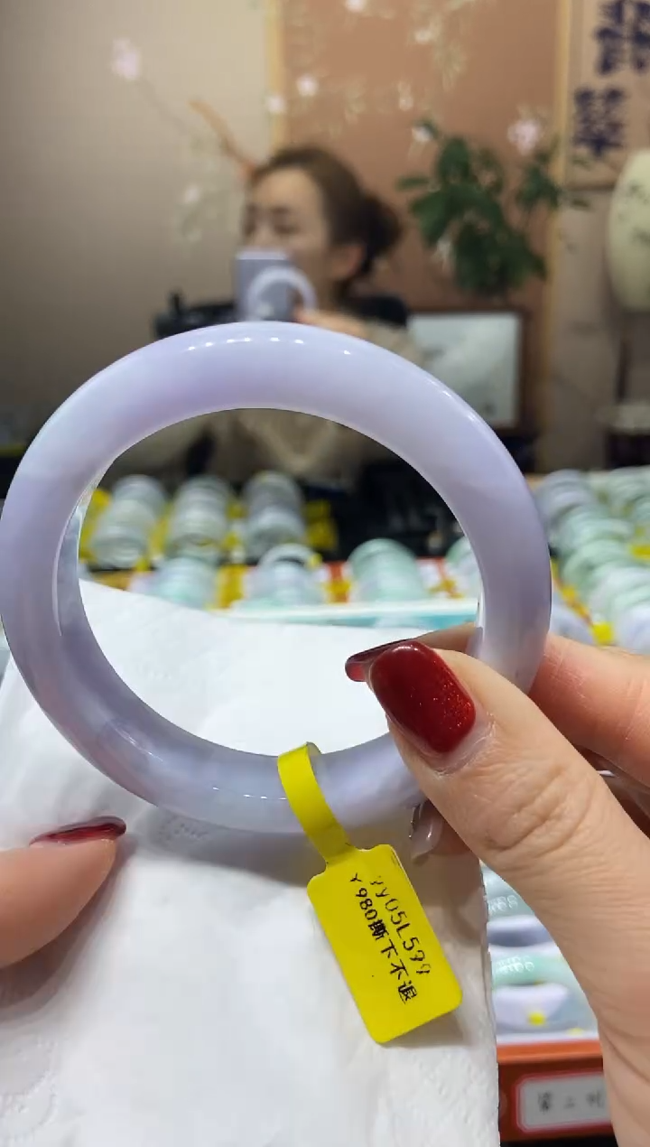 【闪购商品】翡翠手镯未镶嵌5960圈口