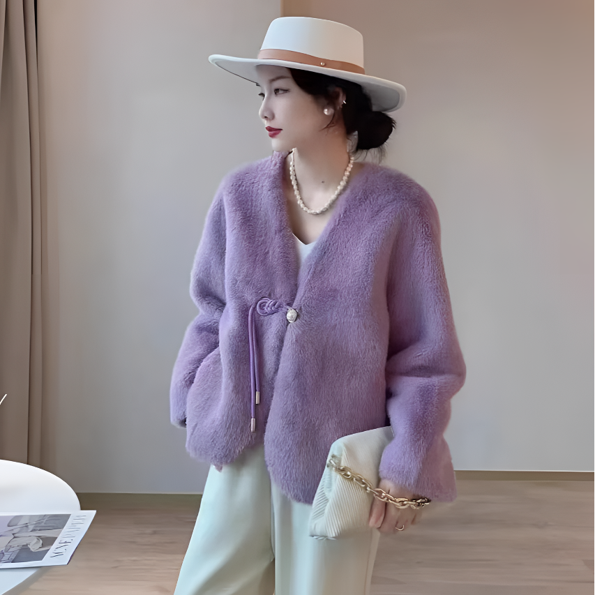 珍珠盘扣时装周时尚女装毛毛外套