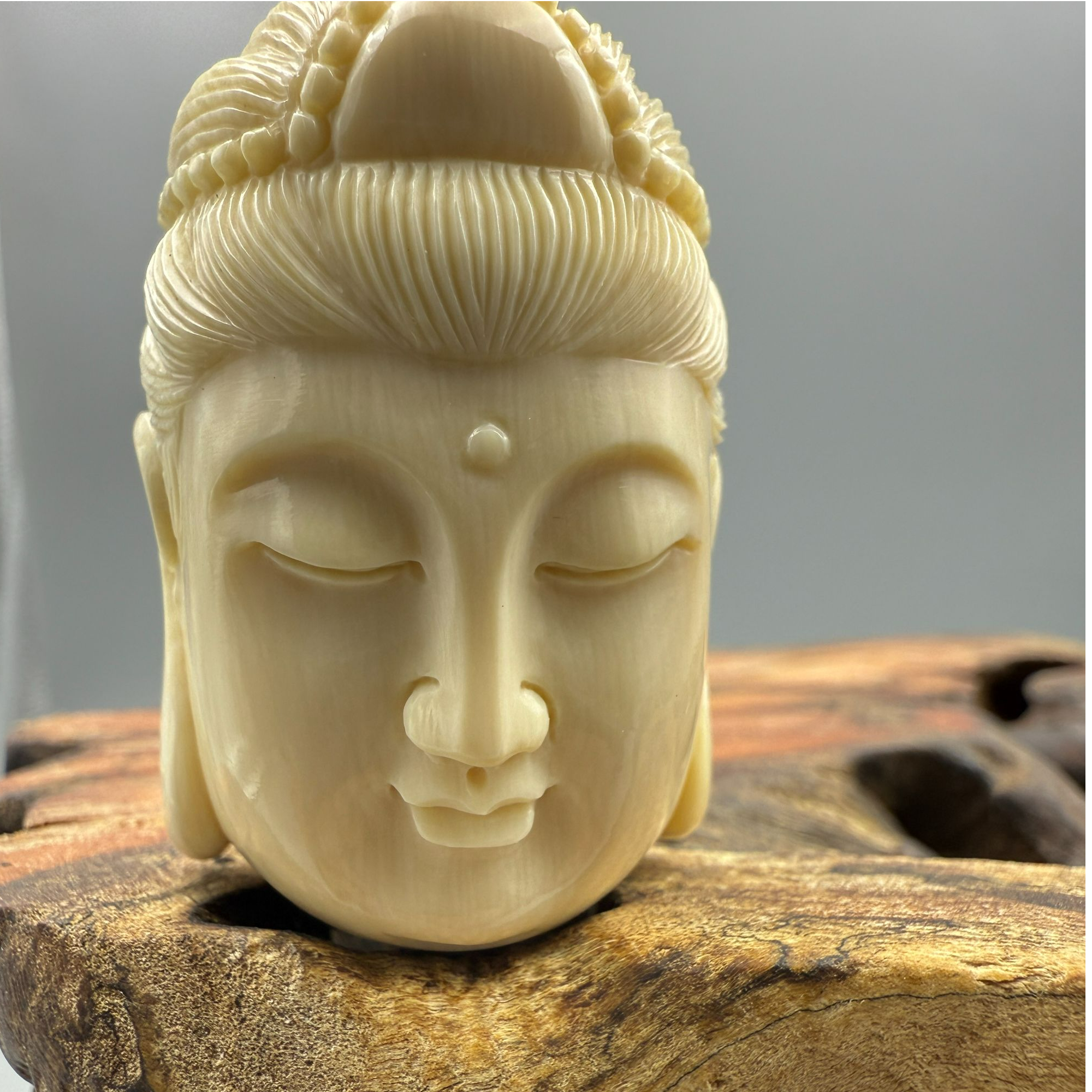 M50791 天然猛犸手工立体雕刻观音头佛头尺寸29*44*20克价17