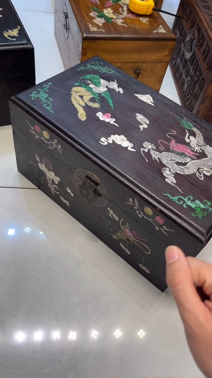 【闪购商品】木龙凤呈祥螺钿首饰箱