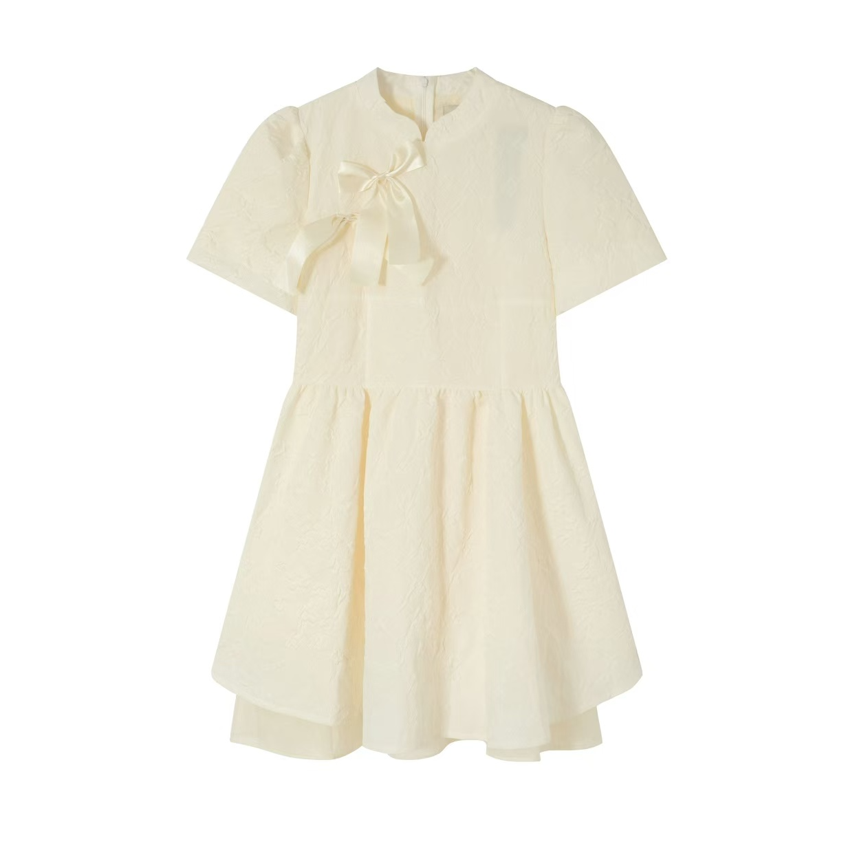 洋洋服饰叫到名字下单备注编码尾货样衣默认瑕疵介意勿拍