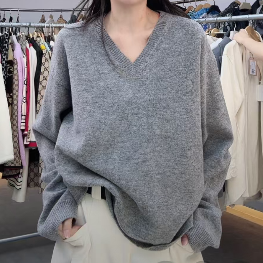 未使用 MIU MIU/缪缪 纯色V领针织衫 灰色/38/42/46/40
