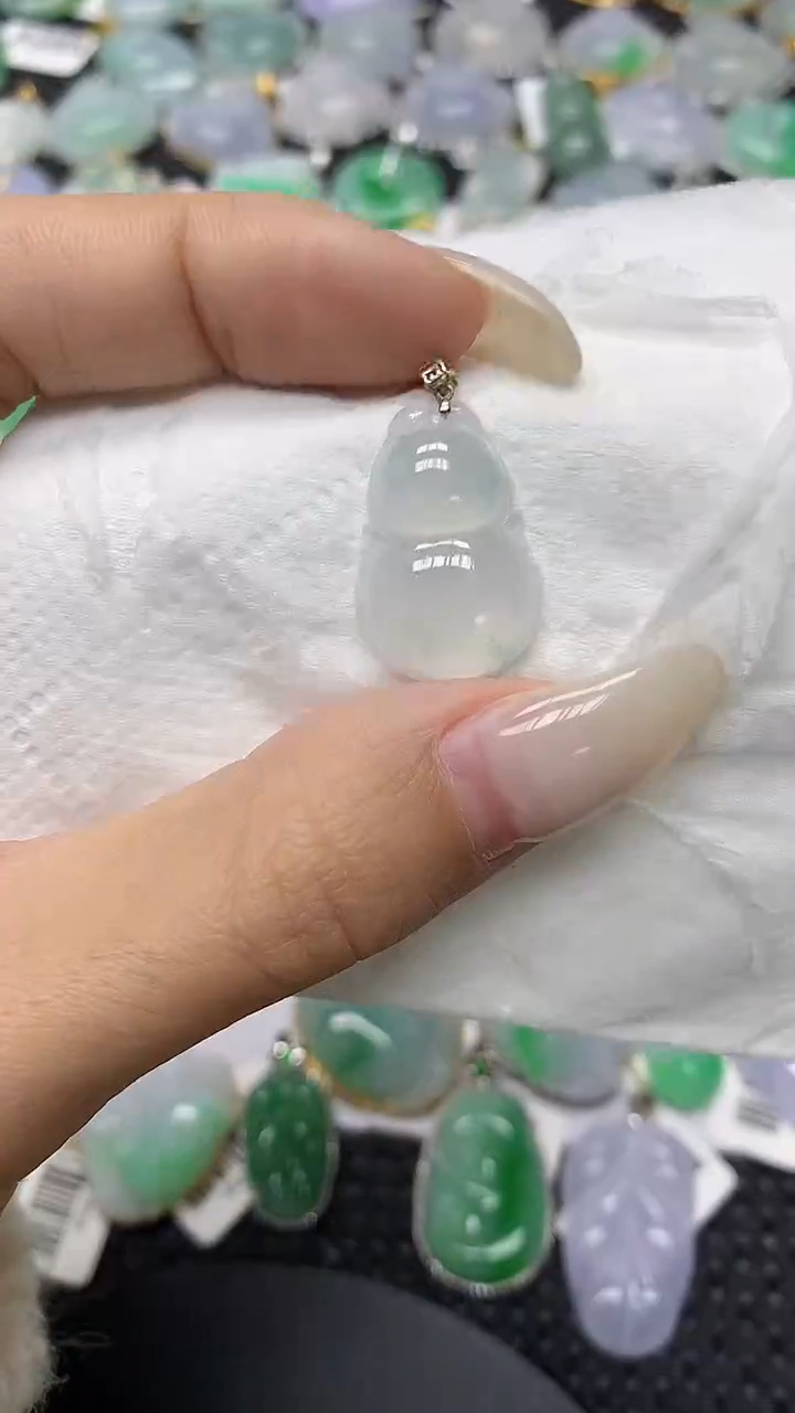 颈饰18K金镶嵌翡翠11111111111