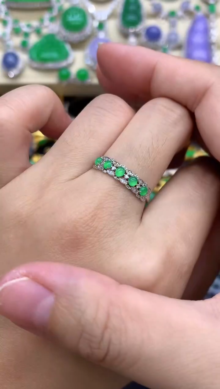 18K金镶嵌戒指翡翠339-中国好珍宝