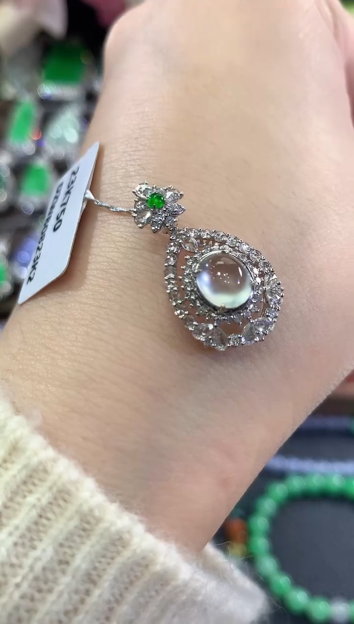 吊坠(不含链)18K金镶嵌翡翠 d66  