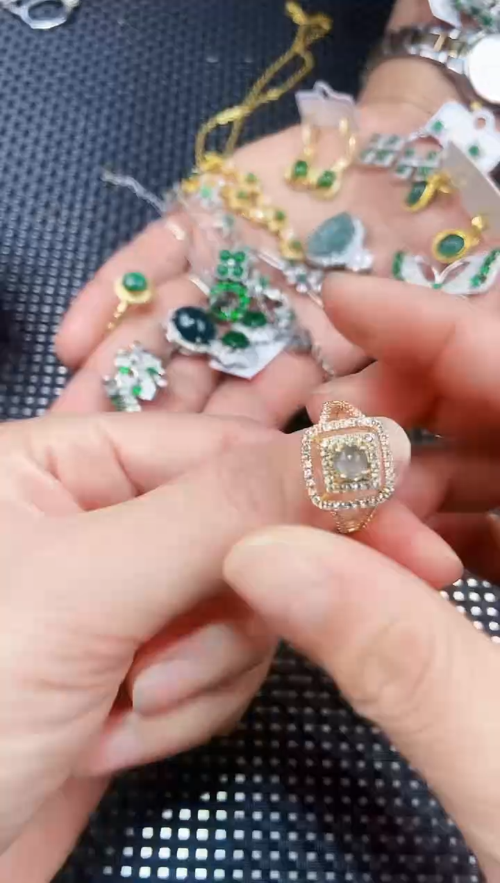 【闪购商品】翡翠戒指未镶嵌111111111