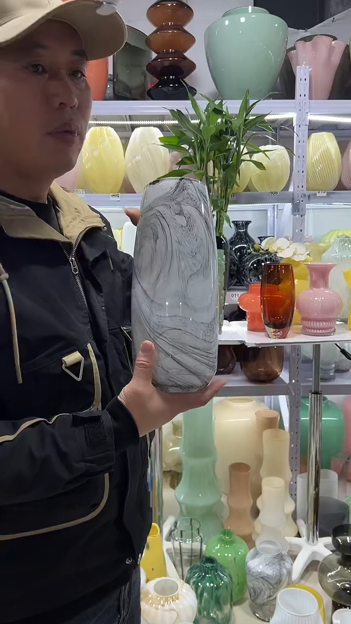 灰色水墨勾丝1330