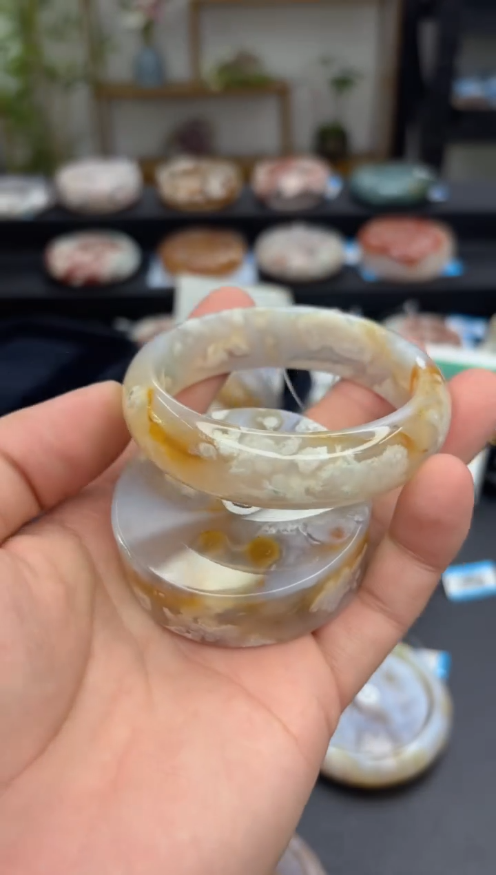 【闪购商品】石英质玉手镯未镶嵌A70(60圈赠送镯心)
