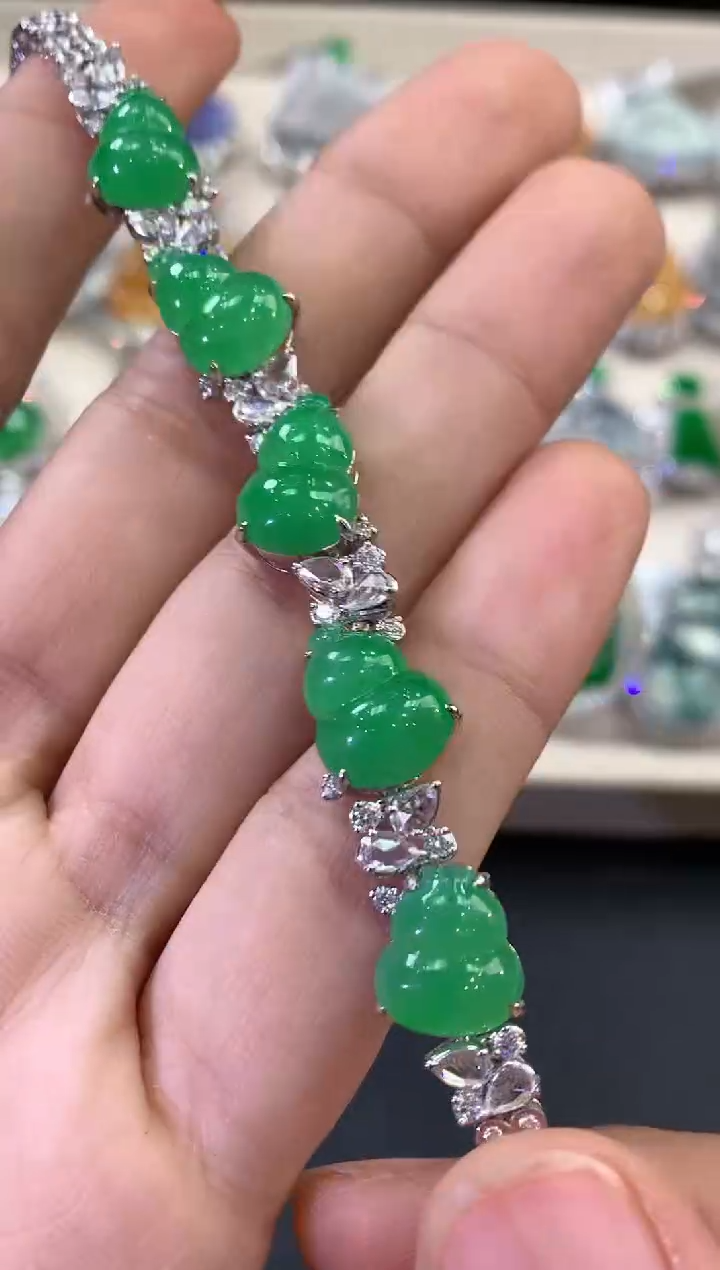 【闪购商品】翡翠手链18K金镶嵌 D12