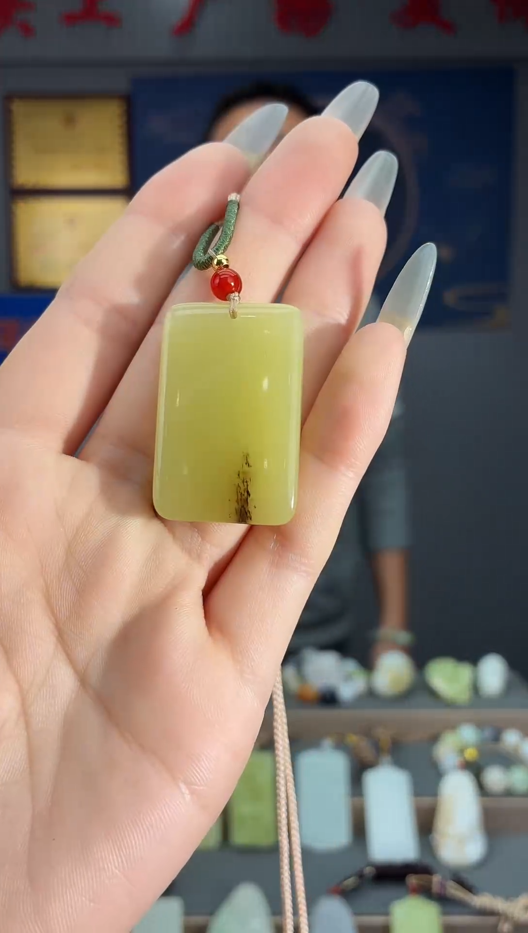 颈饰未镶嵌和田玉1