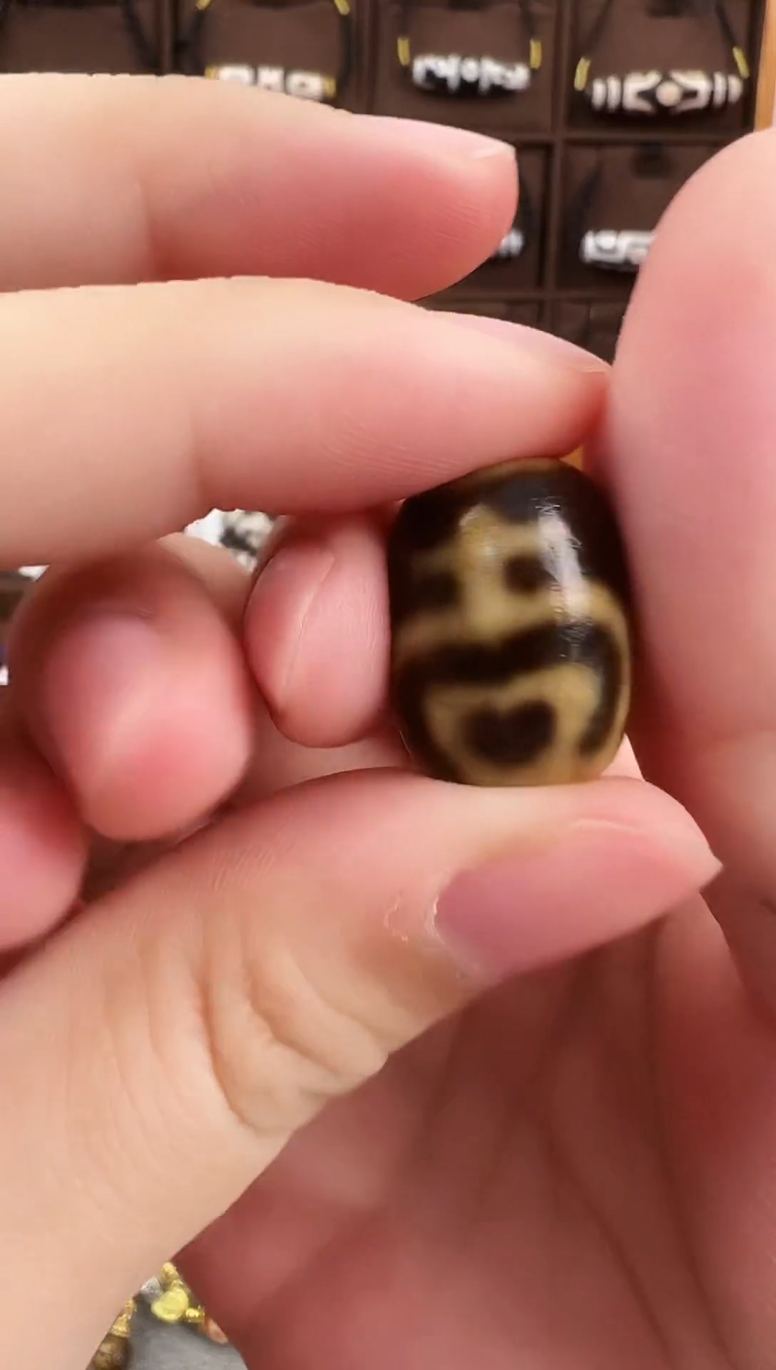 玛瑙/玉髓（覆膜）颈饰未镶嵌11.微瑕随机发货