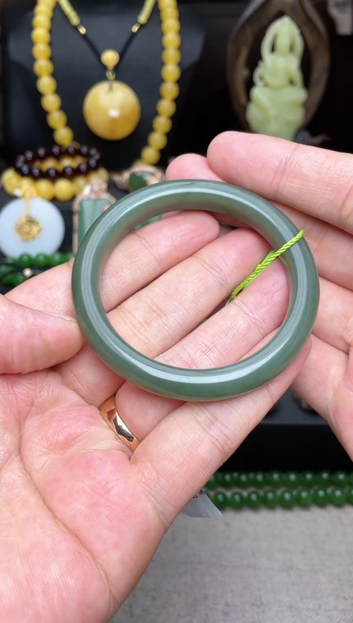 【闪购商品】和田玉手镯未镶嵌y094手镯