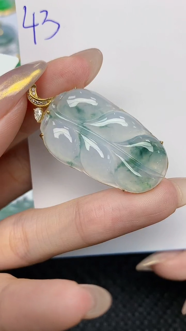 【闪购商品】翡翠颈饰18K金镶嵌天然翡翠A货