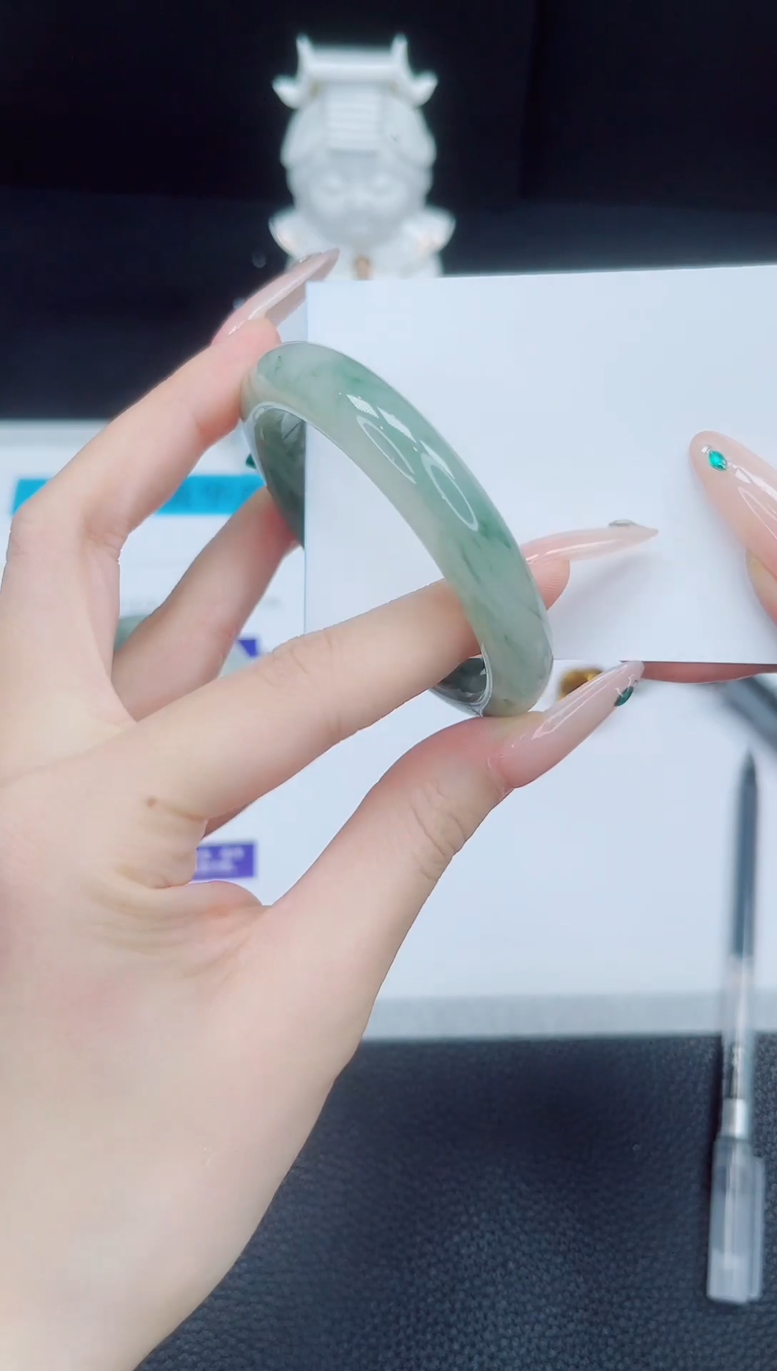 石英质玉手镯未镶嵌51-52.9